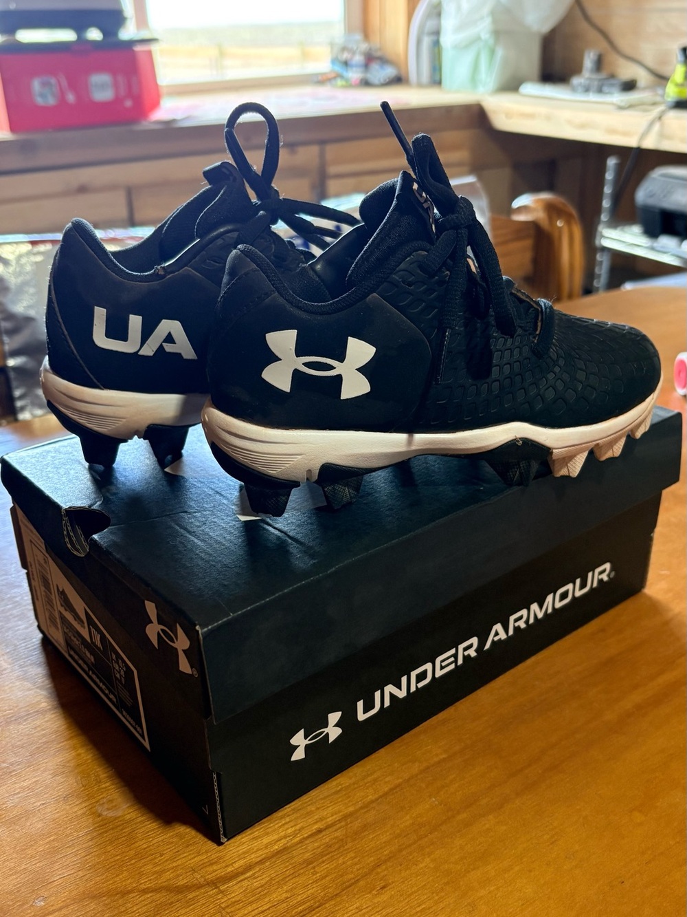 Under Armour Kids Black and White Baseball Cleats